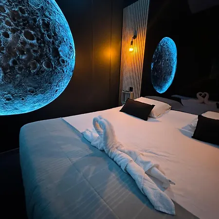 Apartment Fullmoon By Cloud Aubervilliers